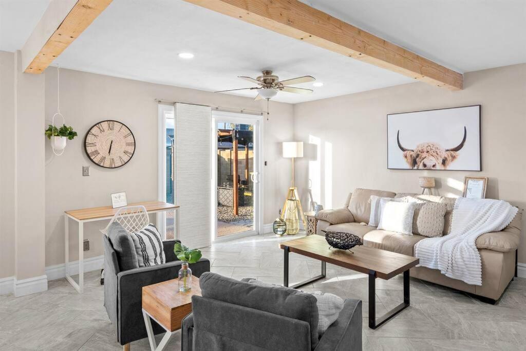 Modern Tempe Home With Heated Pool, Asu エクステリア 写真